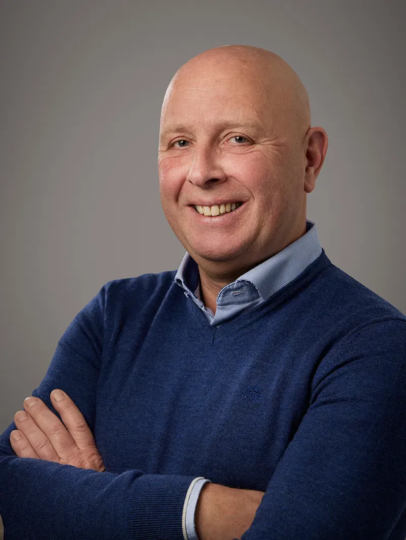 Stephen van der Vegt MRE RT